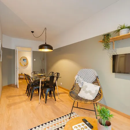 Da'home - Marques Lovely 2bd * Порту